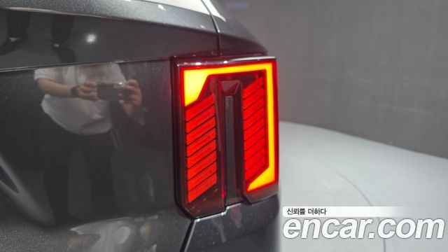 Kia Sorento Gasoline 2.5T 4WD — photo 1 of 33
