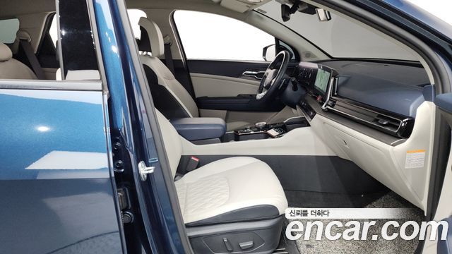 Kia Sportage Signature Gravity 4WD — photo 1 of 34