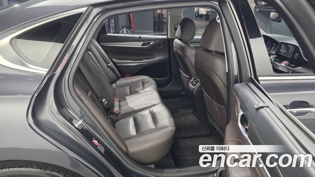 Hyundai Grandeur 2.4 Exclusive — photo 1 of 30