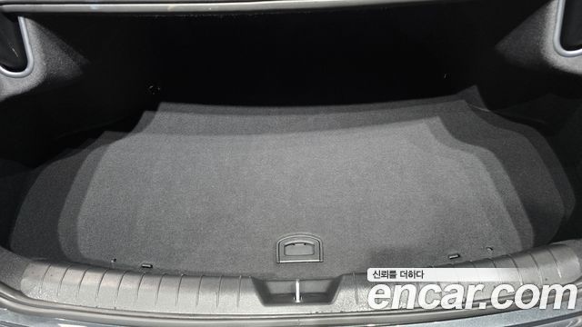 Hyundai Grandeur Exclusive — photo 1 of 35
