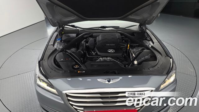 2014 Hyundai Genesis G330 Premium AWD, photograph 12