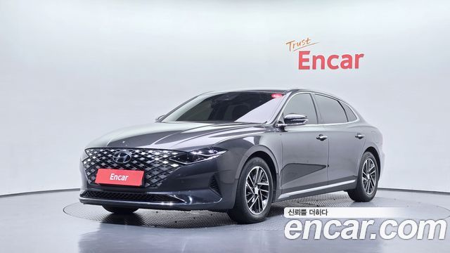 Hyundai Grandeur 2.5 — photo 1 of 33
