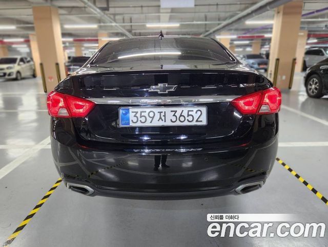 ChevroletGMDaewoo Impala 2.5 Midnight Black — photo 1 of 13