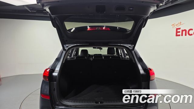Hyundai Tucson Gasoline 1.6 turbo 2WD — photo 1 of 20