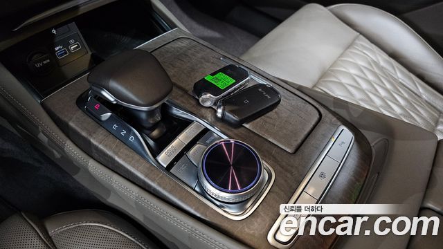 Kia K9 3.8 GDI AWD — photo 1 of 20