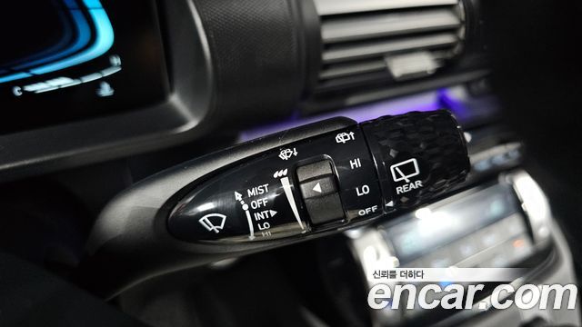 Hyundai Casper Modern — photo 1 of 30