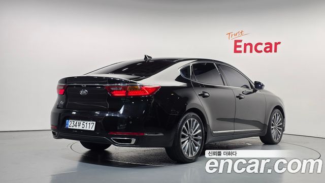Kia K7 2.4 GDI Limited Edition — photo 1 of 32