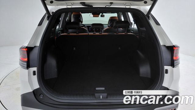 Kia Sportage Diesel 2.0 2WD — photo 1 of 20