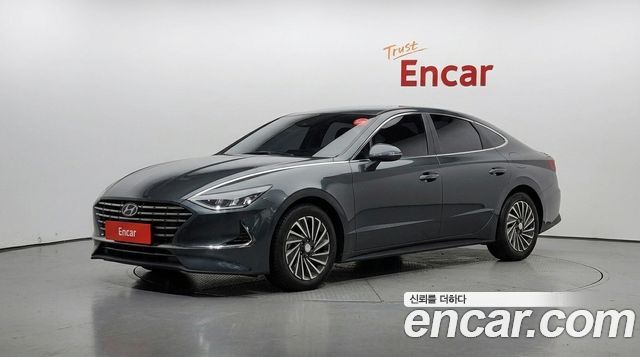 Hyundai Sonata Premium Plus — photo 1 of 20