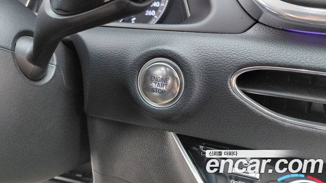 Hyundai Sonata Premium Plus — photo 1 of 20