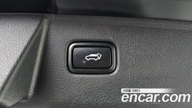 Kia Mohave Diesel 3.0 4WD 5-Seater — photo 1 of 20