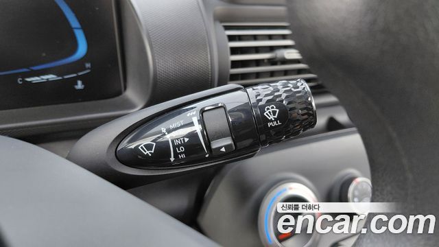 Hyundai Casper Smart — photo 1 of 20