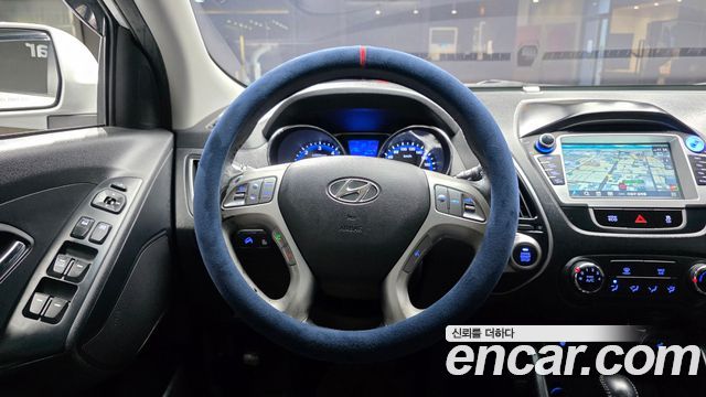 Hyundai Tucson Diesel 2WD X20 — photo 1 of 20