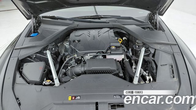 Genesis G80 Gasoline 2.5 Turbo AWD — photo 1 of 20