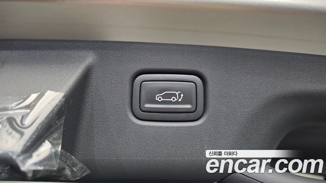 Kia EV3 Long Range 2WD — photo 1 of 36