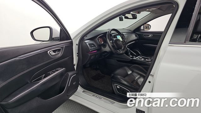 Renault-KoreaSamsung SM6 2.0 GDe LE — photo 1 of 34