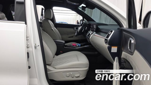 Kia Sorento HEV 1.6 2WD — photo 1 of 34