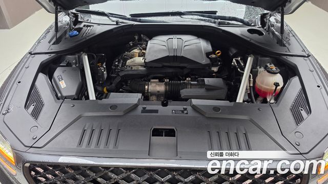 Genesis GV70 2.2 Diesel AWD — photo 1 of 36