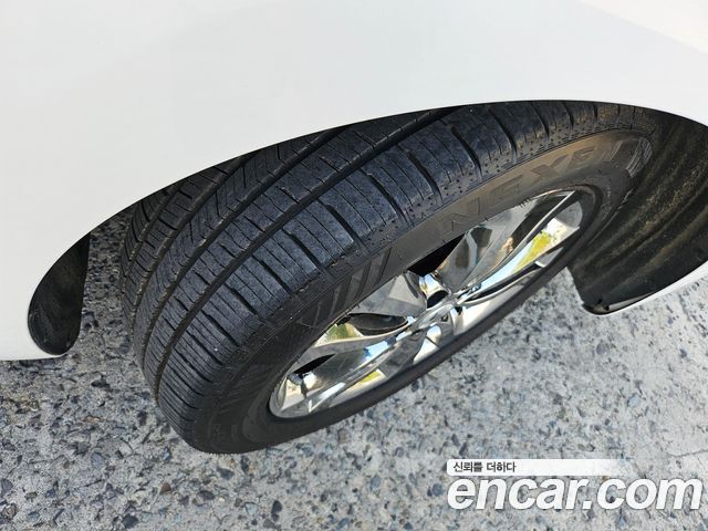 Kia Canival 9-seater Hi-Limousine — photo 1 of 20