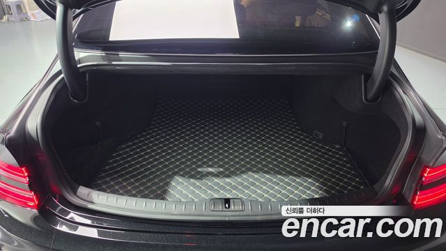 Genesis G80 Gasoline 2.5 Turbo AWD — photo 1 of 33