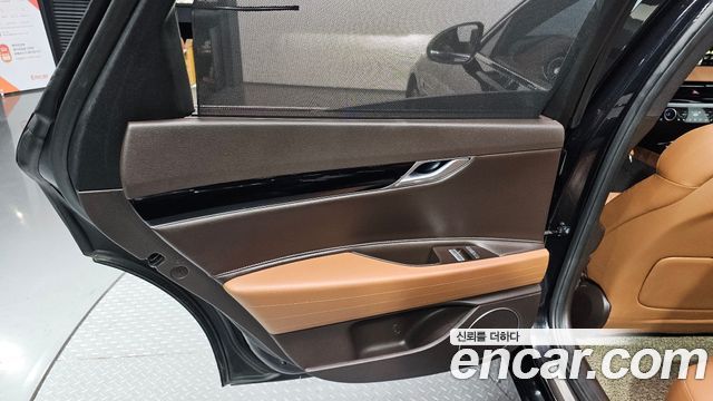Genesis G80 Gasoline 2.5 Turbo AWD — photo 1 of 34