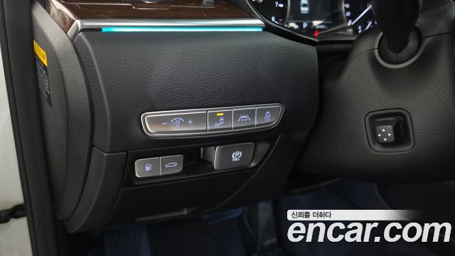 Kia K9 3.8 GDI — photo 1 of 37
