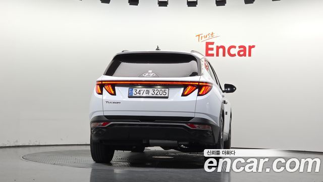 Hyundai Tucson Diesel 2.0 2WD — photo 1 of 30