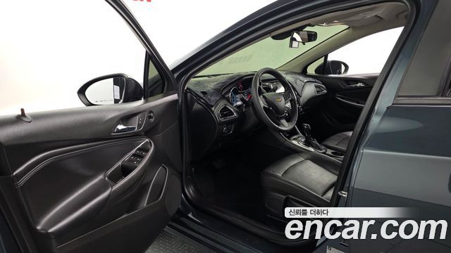 ChevroletGMDaewoo Cruze 1.4 Turbo LT — photo 1 of 20