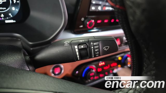 Kia K3 1.6 — photo 1 of 38