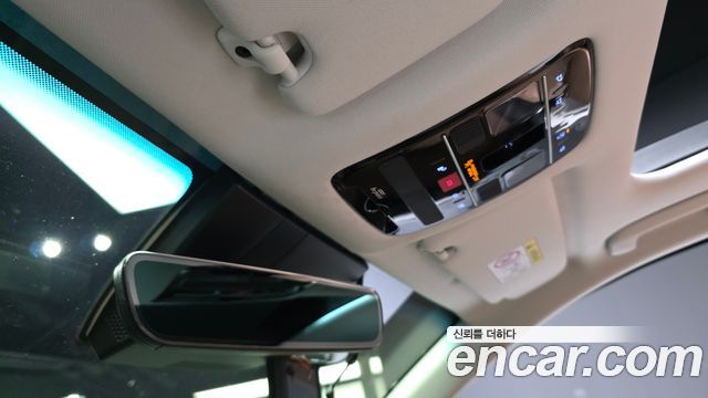 Hyundai Grandeur Exclusive — photo 1 of 34