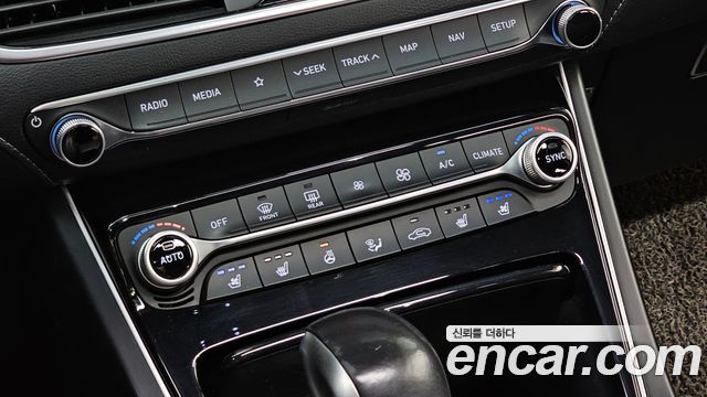 Hyundai Grandeur 3.0 LPi Modern (Rental Car) — photo 1 of 31