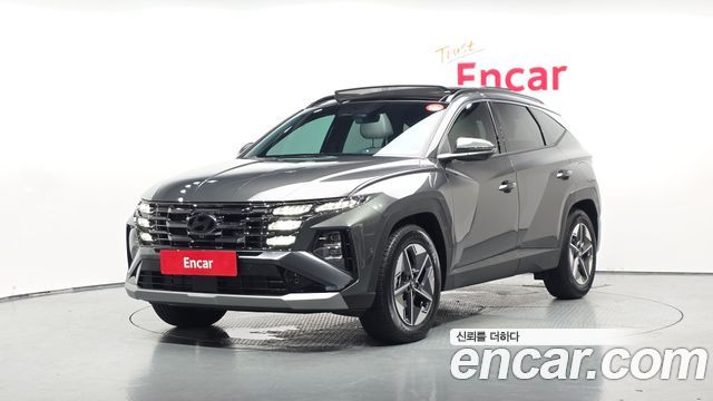 Hyundai Tucson HEV 1.6 2WD — photo 1 of 40