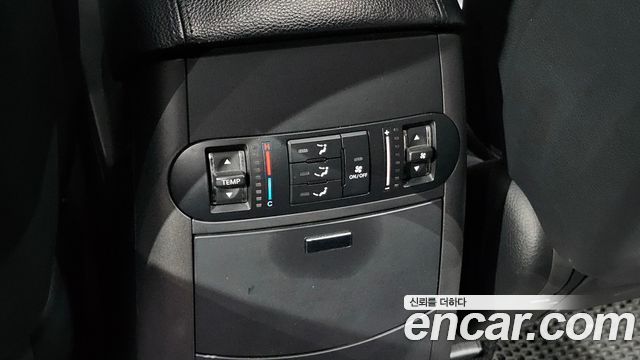 Kia Mohave 4WD KV 300 — photo 1 of 35