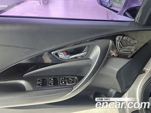 Hyundai Grandeur HG240 Modern — photo 1 of 19