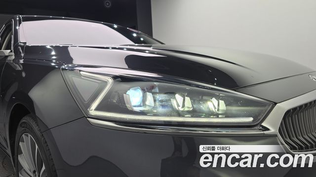Kia K7 2.4 GDI Noblesse — photo 1 of 34