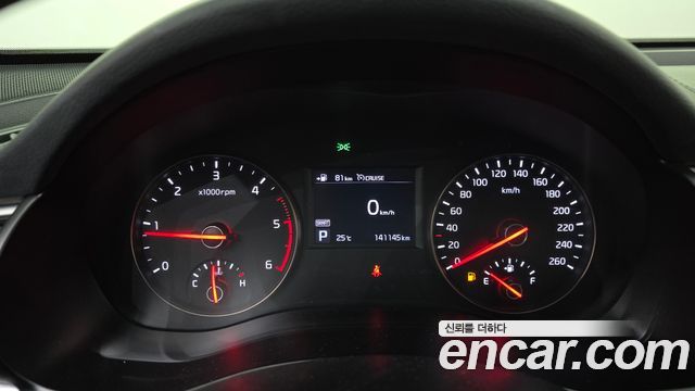 Kia K7 2.2 Diesel Prestige — photo 1 of 35