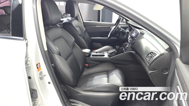 Renault-KoreaSamsung SM6 2.0 GDe SE — photo 1 of 30