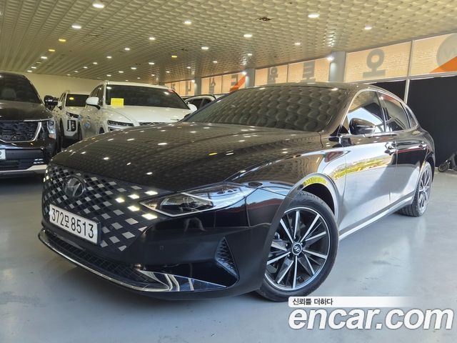 Hyundai Grandeur 2.5 — photo 1 of 20