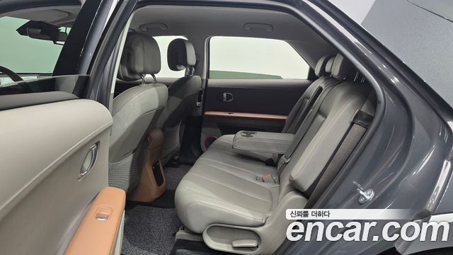 Hyundai Ioniq5 Long Range AWD — photo 1 of 31