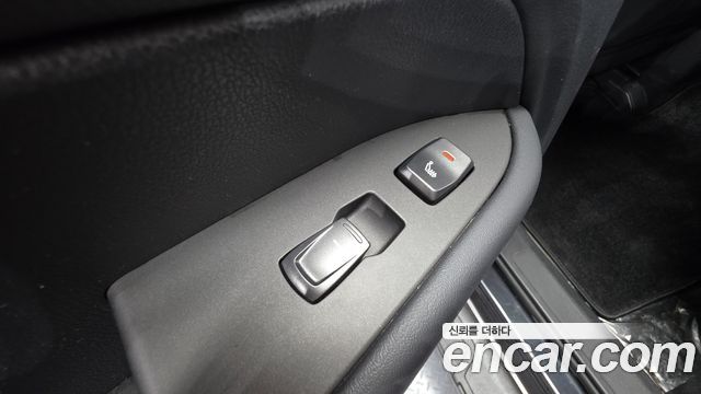 KG_Mobility_Ssangyong Rexton Diesel 2.2 4WD — photo 1 of 32