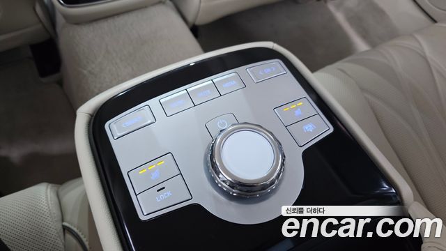 Genesis G80 Gasoline 2.5 Turbo AWD — photo 1 of 36