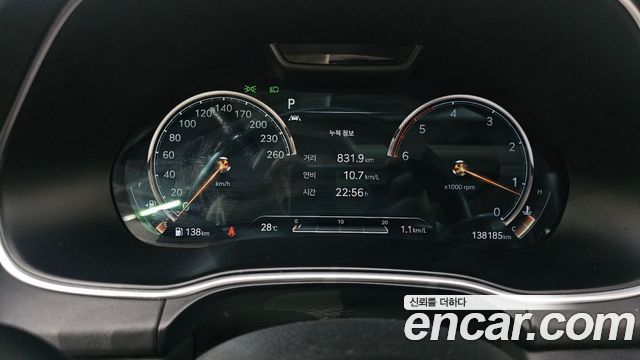 Genesis GV80 3.0 Diesel AWD — photo 1 of 34