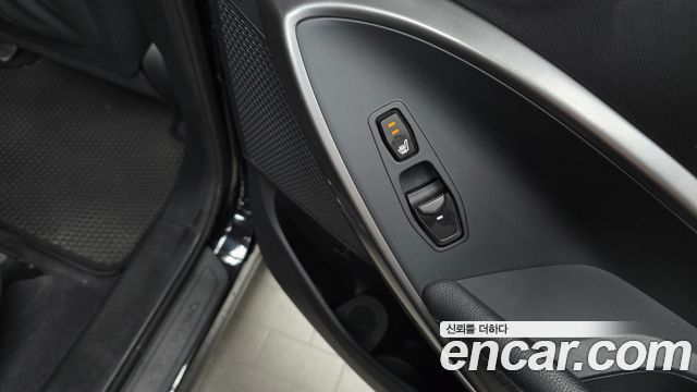 Hyundai Santafe Diesel 2.0 2WD — photo 1 of 20