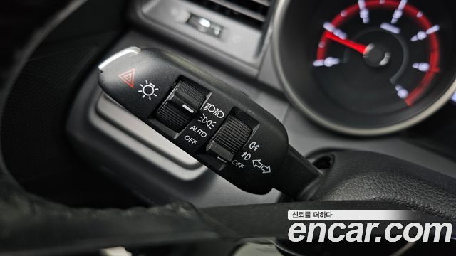 KG_Mobility_Ssangyong TIBOLI Diesel IX 4WD — photo 1 of 20