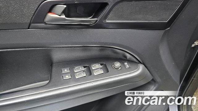 2020 KG_Mobility_Ssangyong Rexton Diesel 2.2 4WD, photograph 5