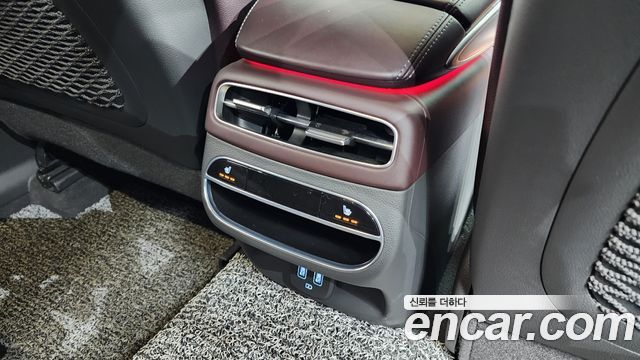 2021 Genesis GV70 2.5T Gasoline AWD, photograph 5