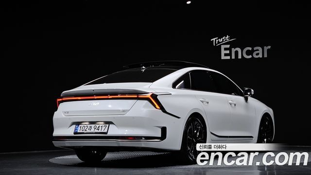 2025 Kia K8 Signature, photograph 8
