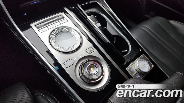 Genesis GV80 3.5T Gasoline AWD — photo 1 of 20