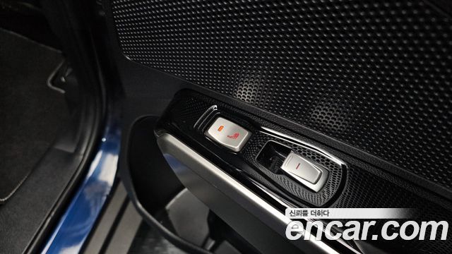 KG_Mobility_Ssangyong TIBOLI LX 2WD — photo 1 of 20