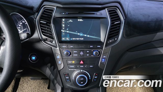Hyundai Santafe Diesel 2.0 2WD — photo 1 of 20